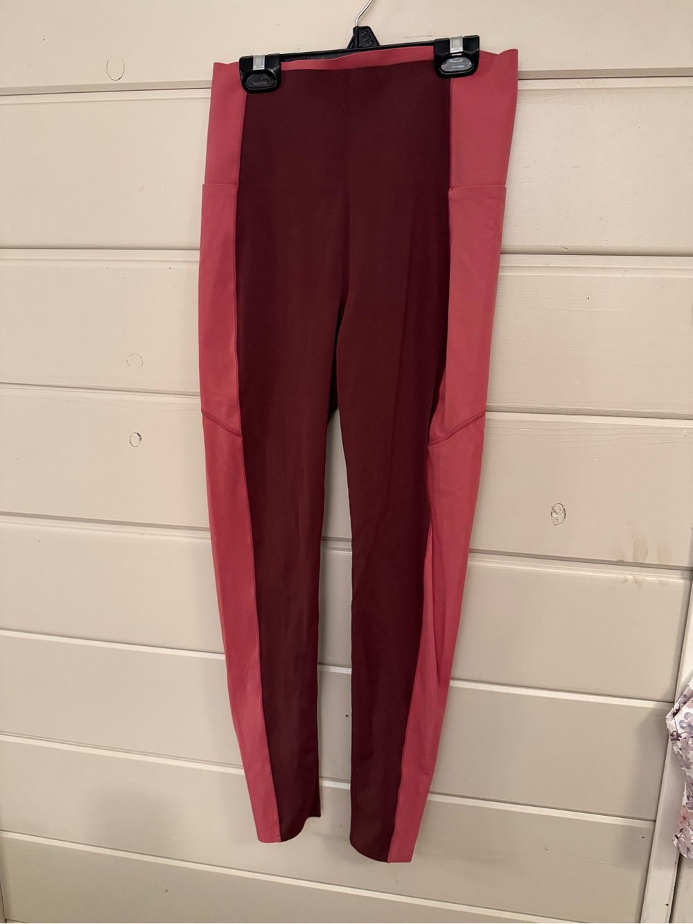 Sweaty Betty Two-Tone High-Waist Leggings in Rose and Burgundy